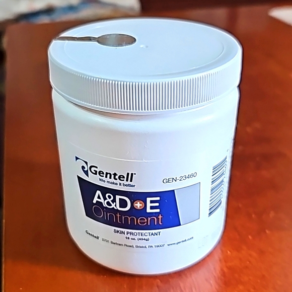 Gentell Other - Gentell A&D +E Ointment Skin Protectant 16 Oz jar